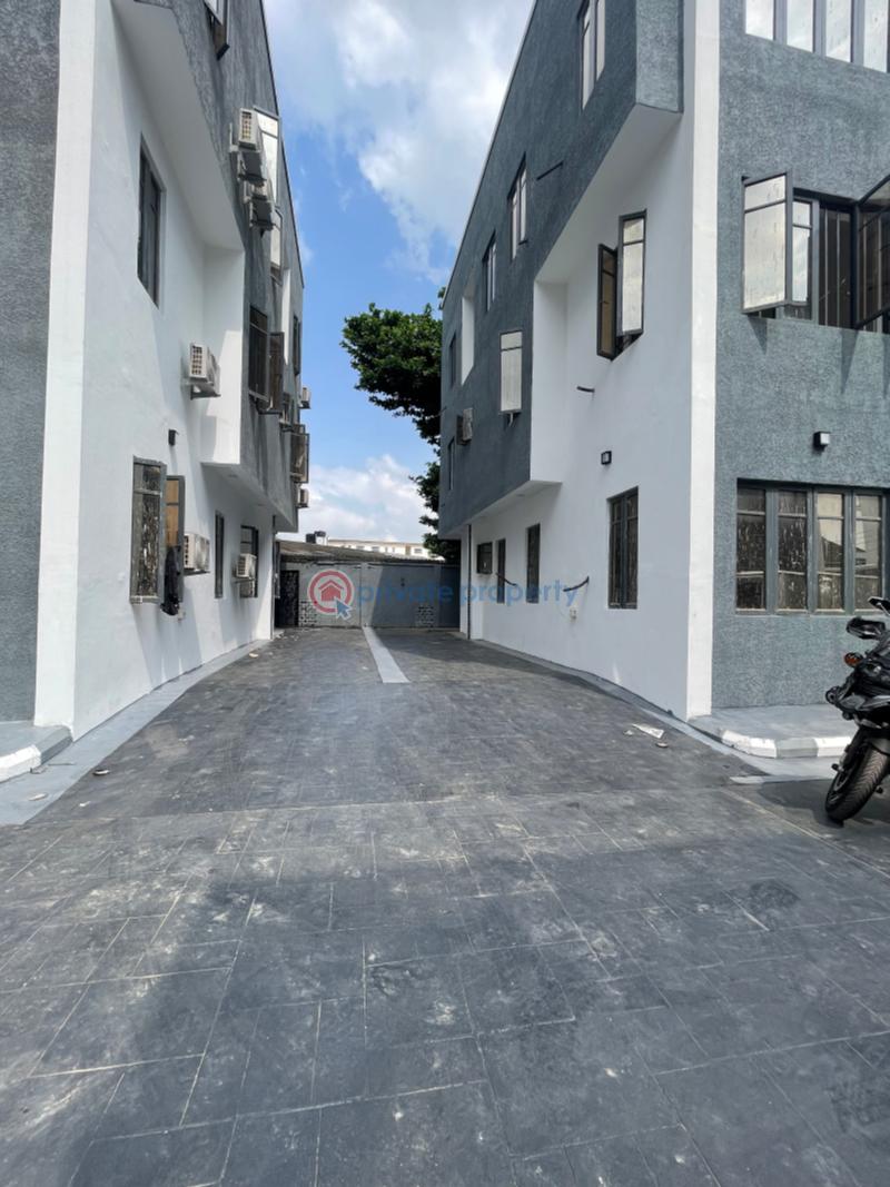 4 bedroom Detached Duplex For Rent Maryland Estate Mende Maryland Lagos - 2