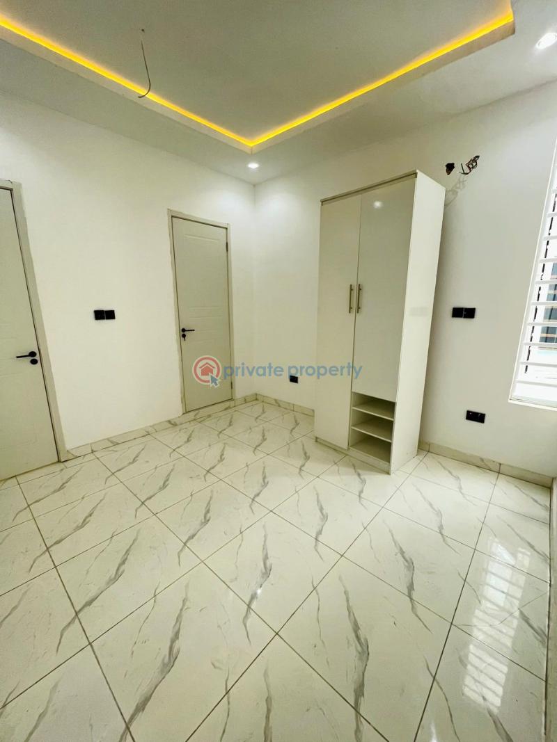 4 bedroom Semi detached Duplex For Sale Ikota Lekki Lagos - 3