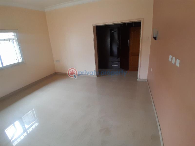 4 bedroom Semi detached Duplex For Sale Lekki Scheme 2, Ogombo Road Lekki Phase 2 Lagos - 4