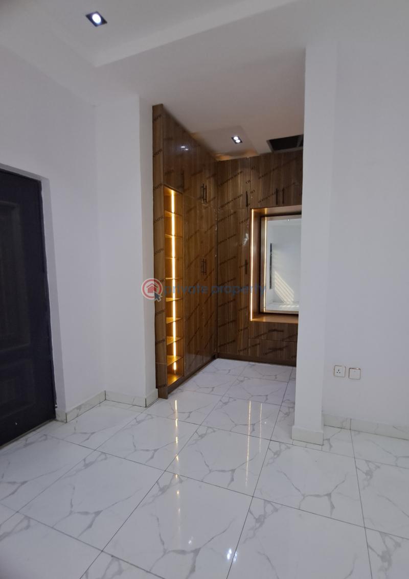 4 bedroom Semi detached Duplex For Sale Opebi Ikeja Lagos - 24