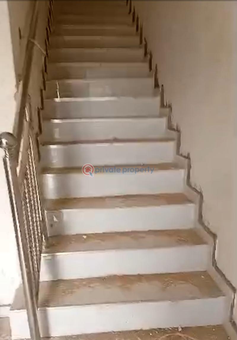 4 bedroom Semi detached Duplex For Sale Gbagada Estate Phase 2 Gbagada Lagos - 2