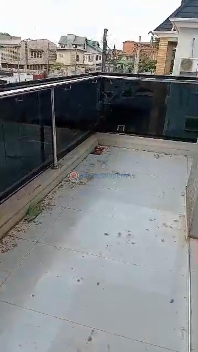 4 bedroom Semi detached Duplex For Sale Gbagada Estate Phase 2 Gbagada Lagos - 7