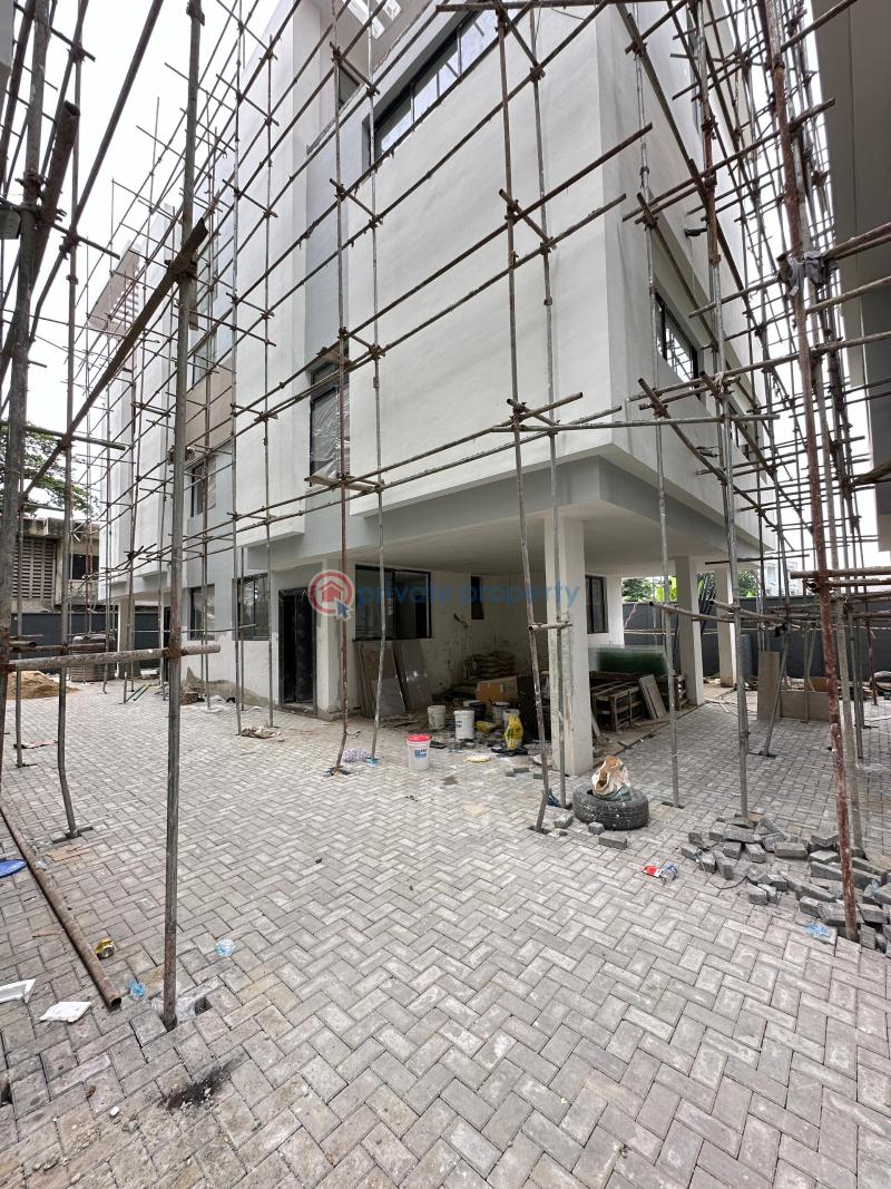 4 bedroom semi detached with swimming pool, gym, bq and elevator. - 14 4 bedroom Semi detached Duplex For Sale Old Ikoyi Lagos - 14