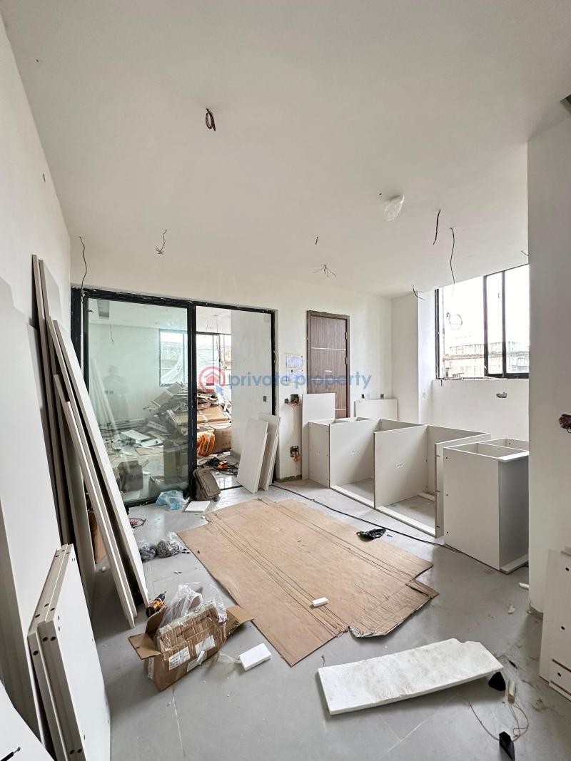 4 bedroom semi detached with swimming pool, gym, bq and elevator. - 7 4 bedroom Semi detached Duplex For Sale Old Ikoyi Lagos - 7