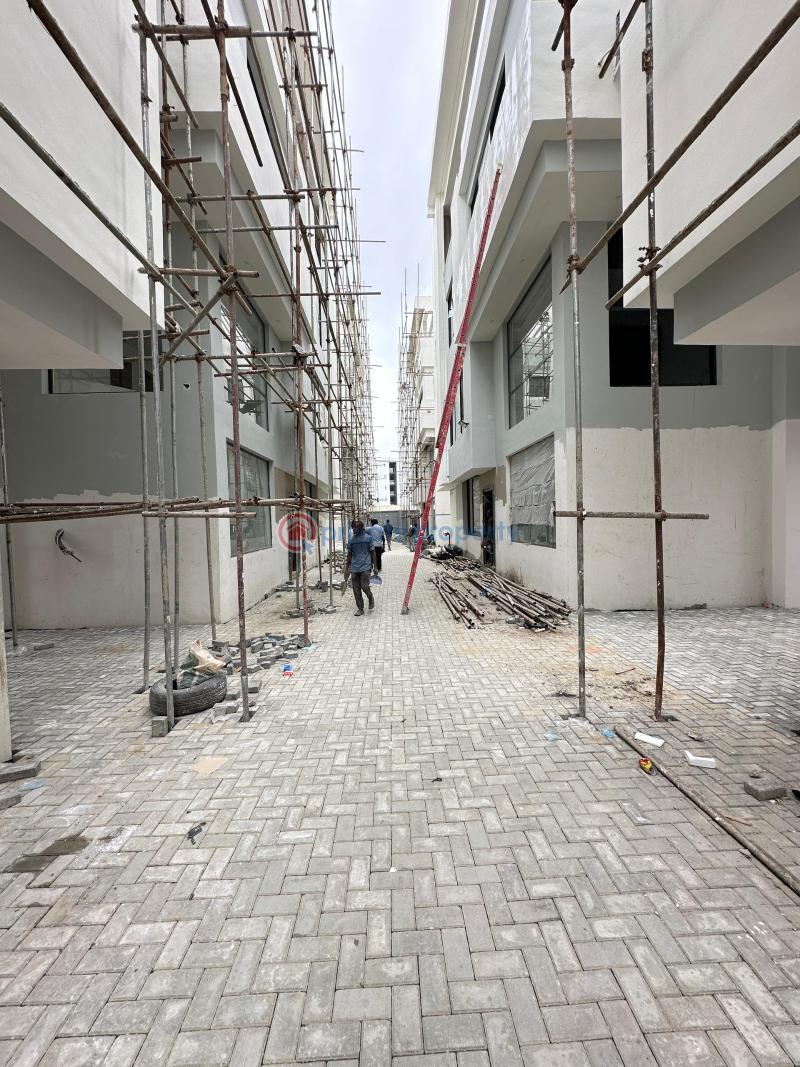 4 bedroom semi detached with swimming pool, gym, bq and elevator. - 1 4 bedroom Semi detached Duplex For Sale Old Ikoyi Lagos - 1