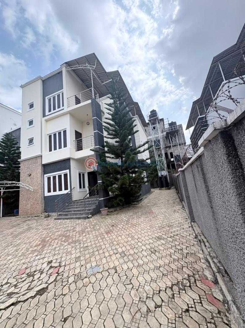 4 bedroom Semi detached Duplex For Rent Guzape Abuja Phase 1  - 0