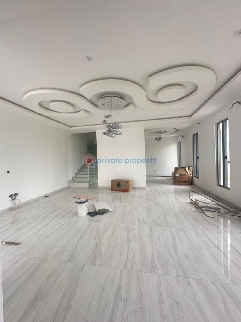 4 bedroom Semi detached Duplex For Sale Lakeview Estate Lekki Phase 2 Lagos - 2