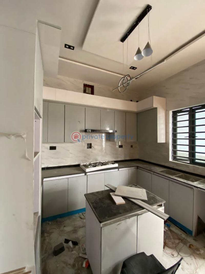 4 bedroom Semi detached Duplex For Sale Ajah Lekki Lagos Lekki Phase 1 Lagos - 5