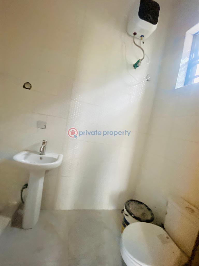 4 bedroom House For Sale Thomas Estate Ajah Lagos - 3