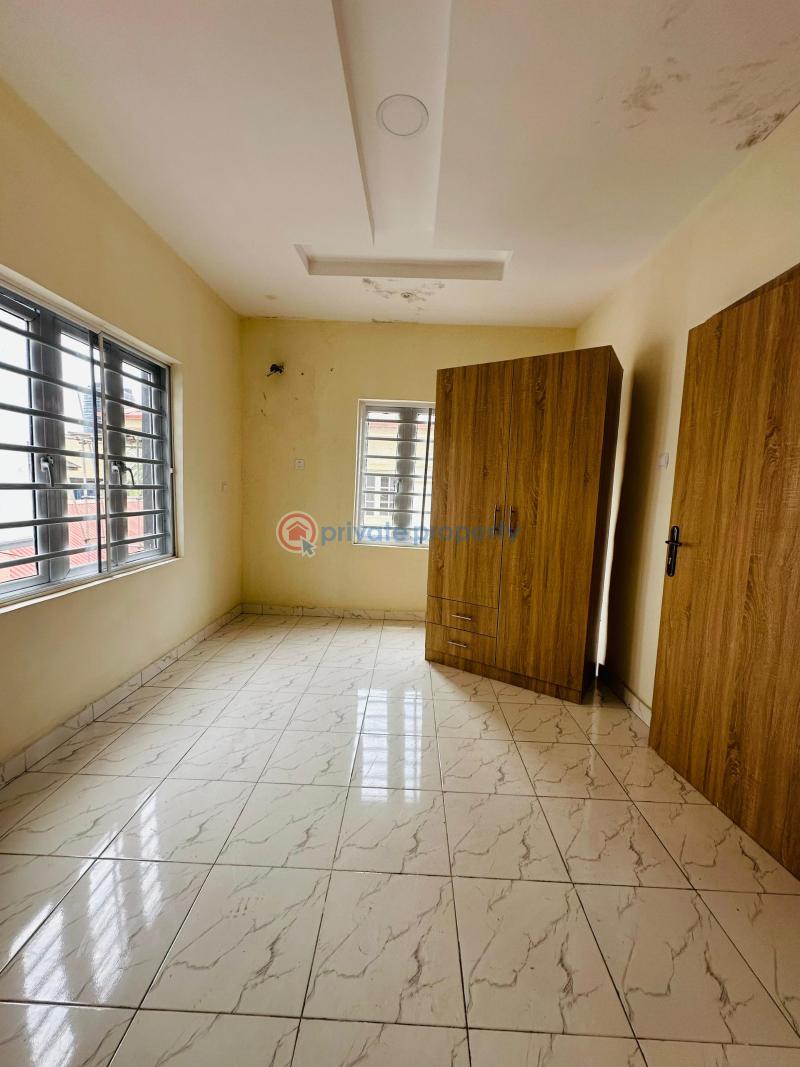 4 bedroom semidetached duplex with 1bq - 3 4 bedroom Semi detached Duplex For Sale Magodo Gra Phrase 1 Magodo GRA Phase 1 Ojodu Lagos - 3
