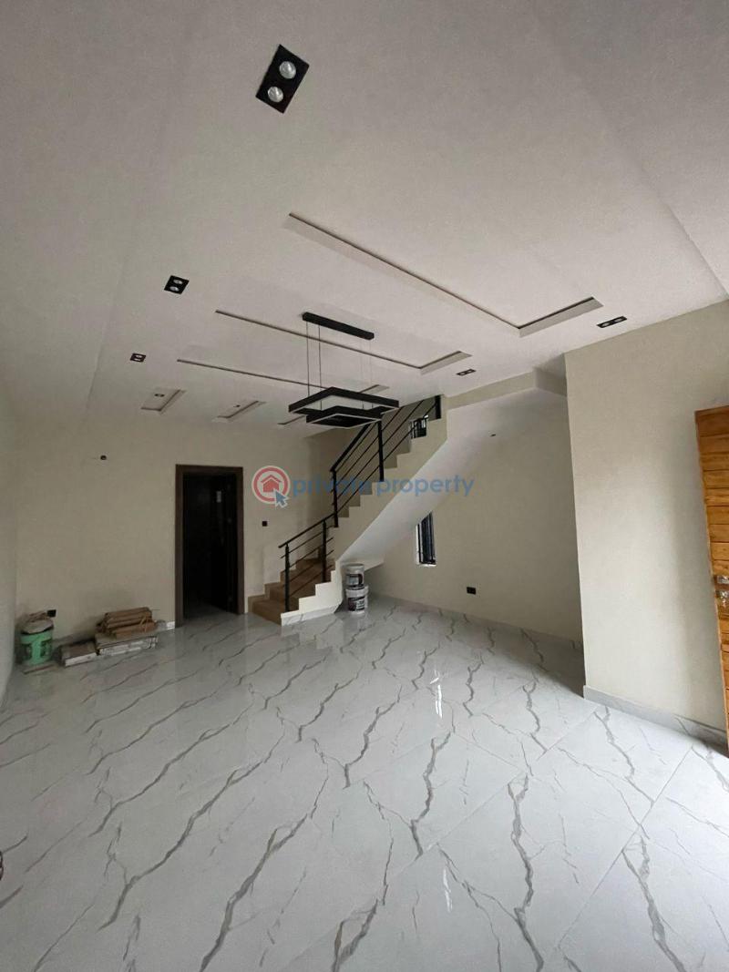 4 bedroom Semi detached Duplex For Sale Magodo Gra Phrase 1 Magodo Kosofe/Ikosi Lagos - 0