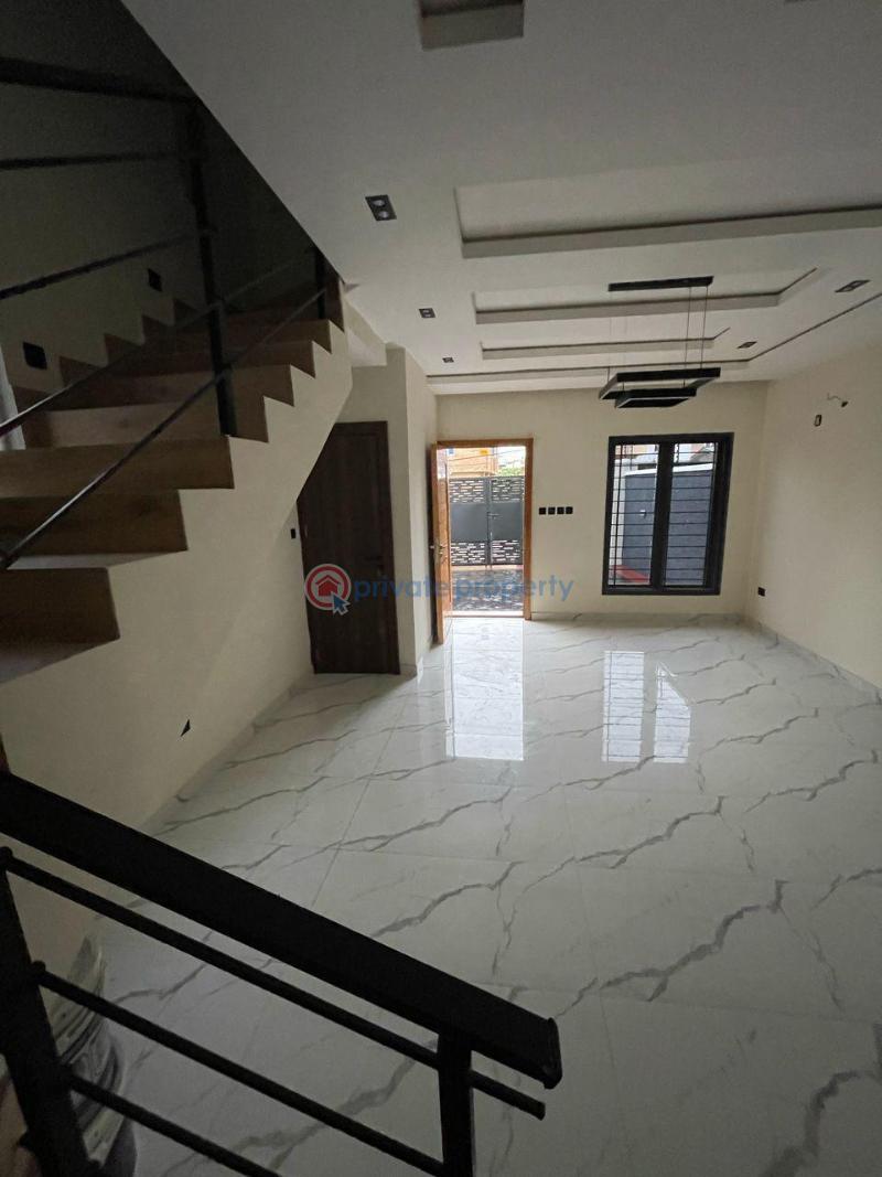 4 bedroom Semi detached Duplex For Sale Magodo Gra Phrase 1 Magodo Kosofe/Ikosi Lagos - 3