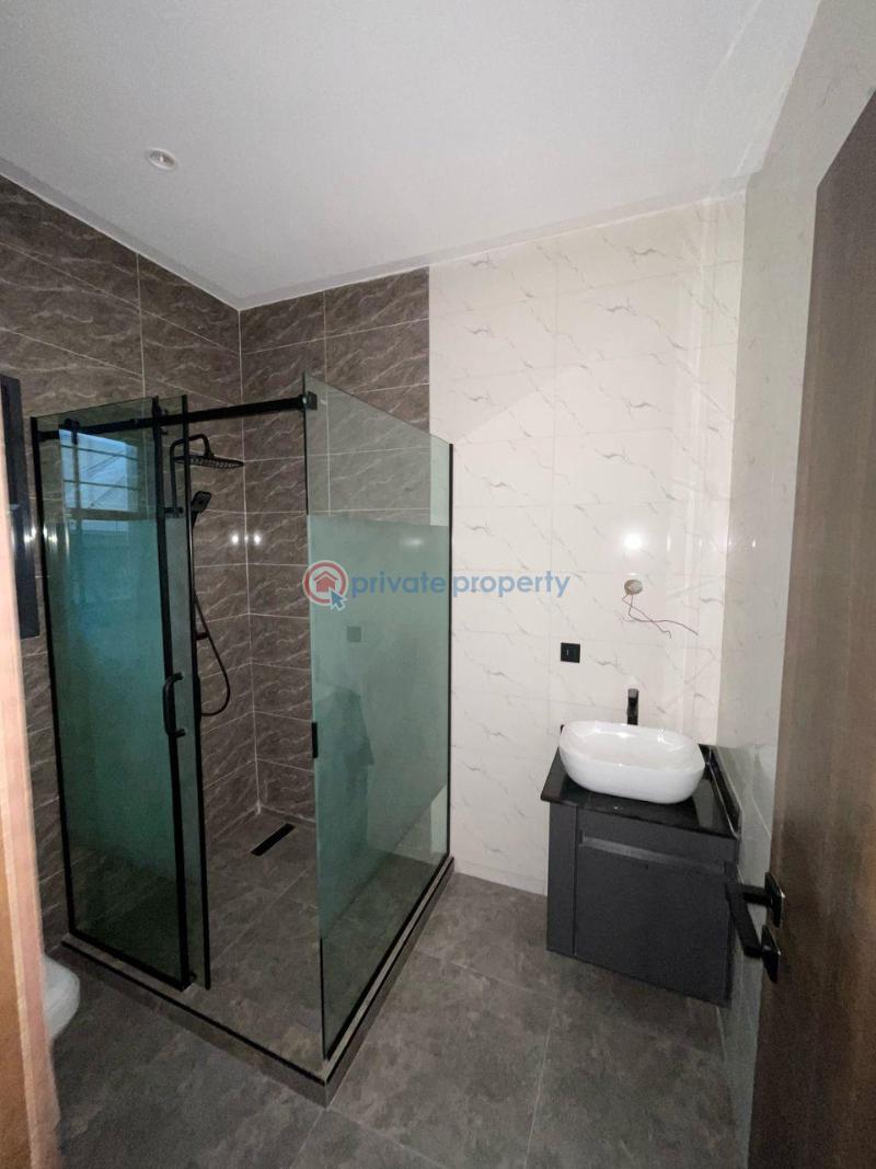 4 bedroom Semi detached Duplex For Sale Magodo Gra Phrase 1 Magodo Kosofe/Ikosi Lagos - 10