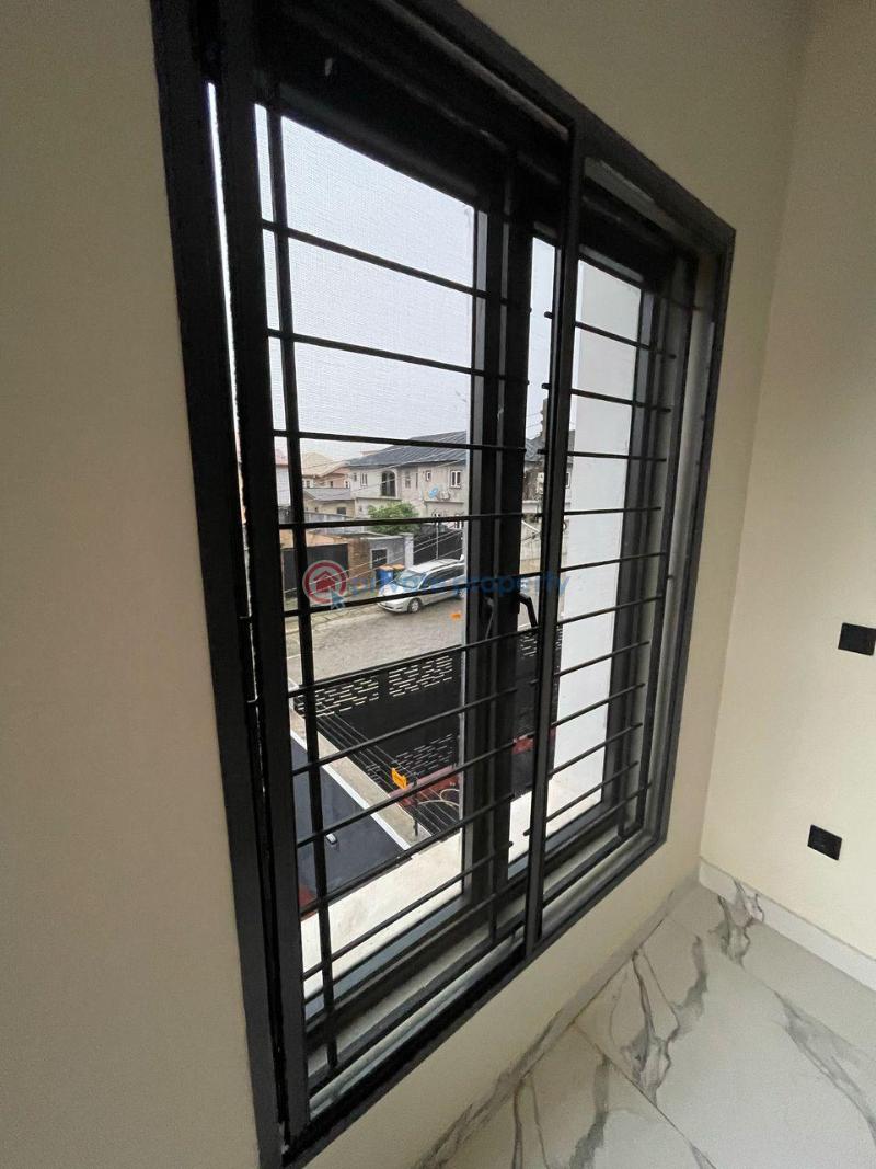 4 bedroom Semi detached Duplex For Sale Magodo Gra Phrase 1 Magodo Kosofe/Ikosi Lagos - 6