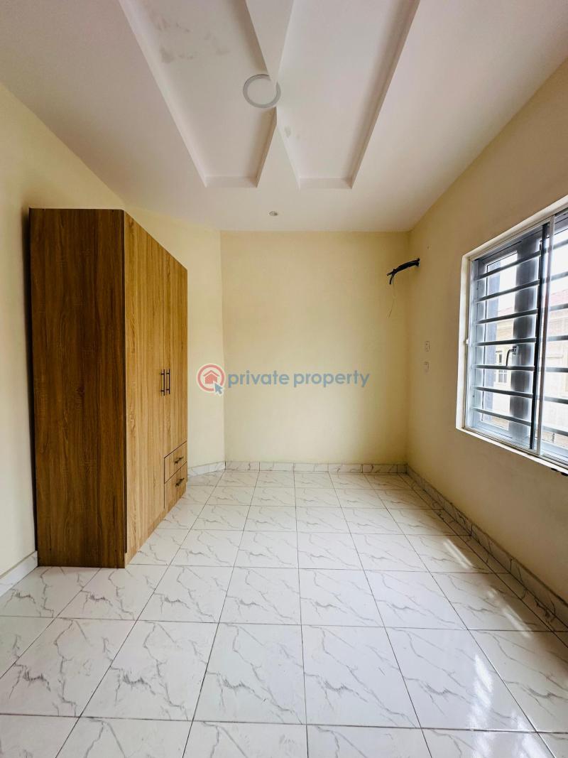 4 bedroom semidetached duplex with 1bq - 1 4 bedroom Semi detached Duplex For Sale Magodo Gra Phrase 1 Magodo GRA Phase 1 Ojodu Lagos - 1