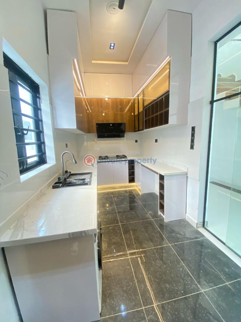 4 bedroom Semi detached Duplex For Sale Ikota Lekki Lagos - 3