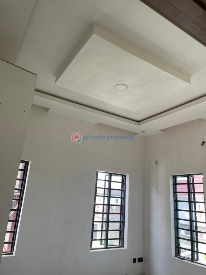 4 bedroom Semi detached Duplex For Sale Ogudu GRA Ojota Lagos - 10