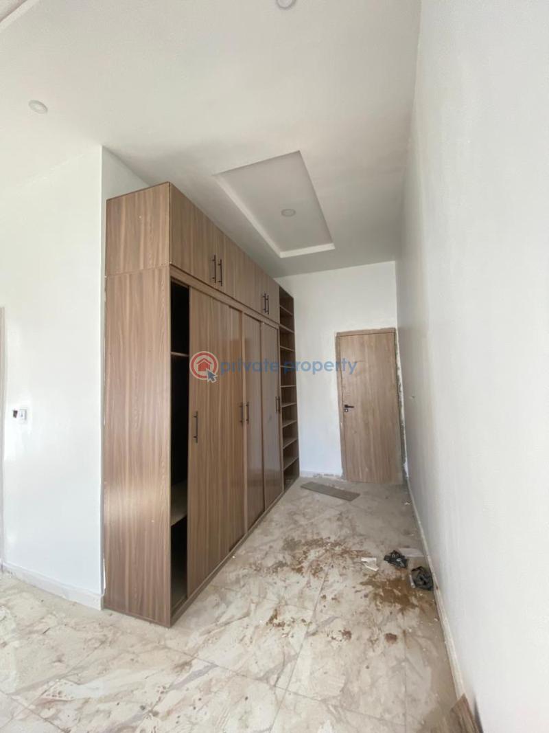 4 bedroom Semi detached Duplex For Sale Ikota Lekki Lagos - 11