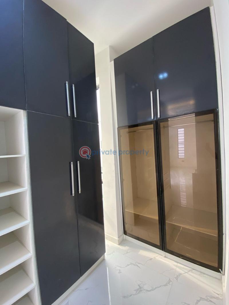 4 bedroom semidetached duplex with drive way, smart door and bq - 4 4 bedroom Semi detached Duplex For Sale Ikota Lekki Lagos - 4