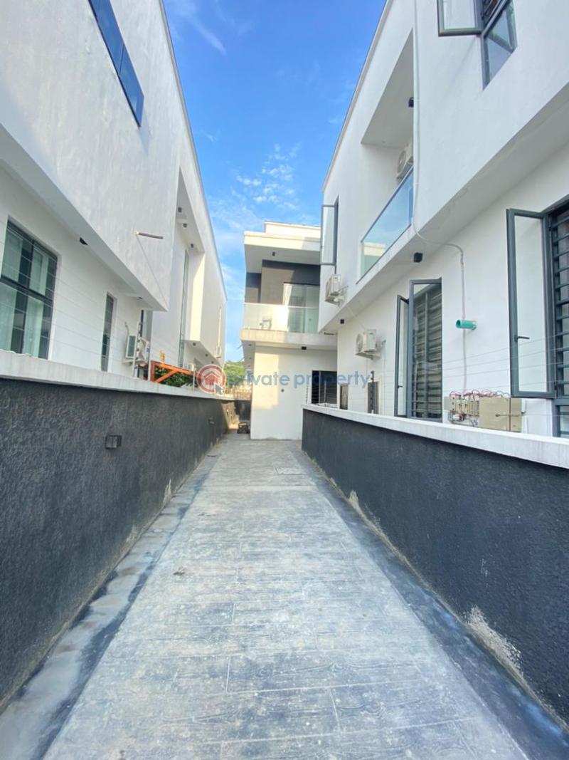4 bedroom Semi detached Duplex For Sale Chevron Lekki Lagos Chevron Drive Lekki Lagos - 3