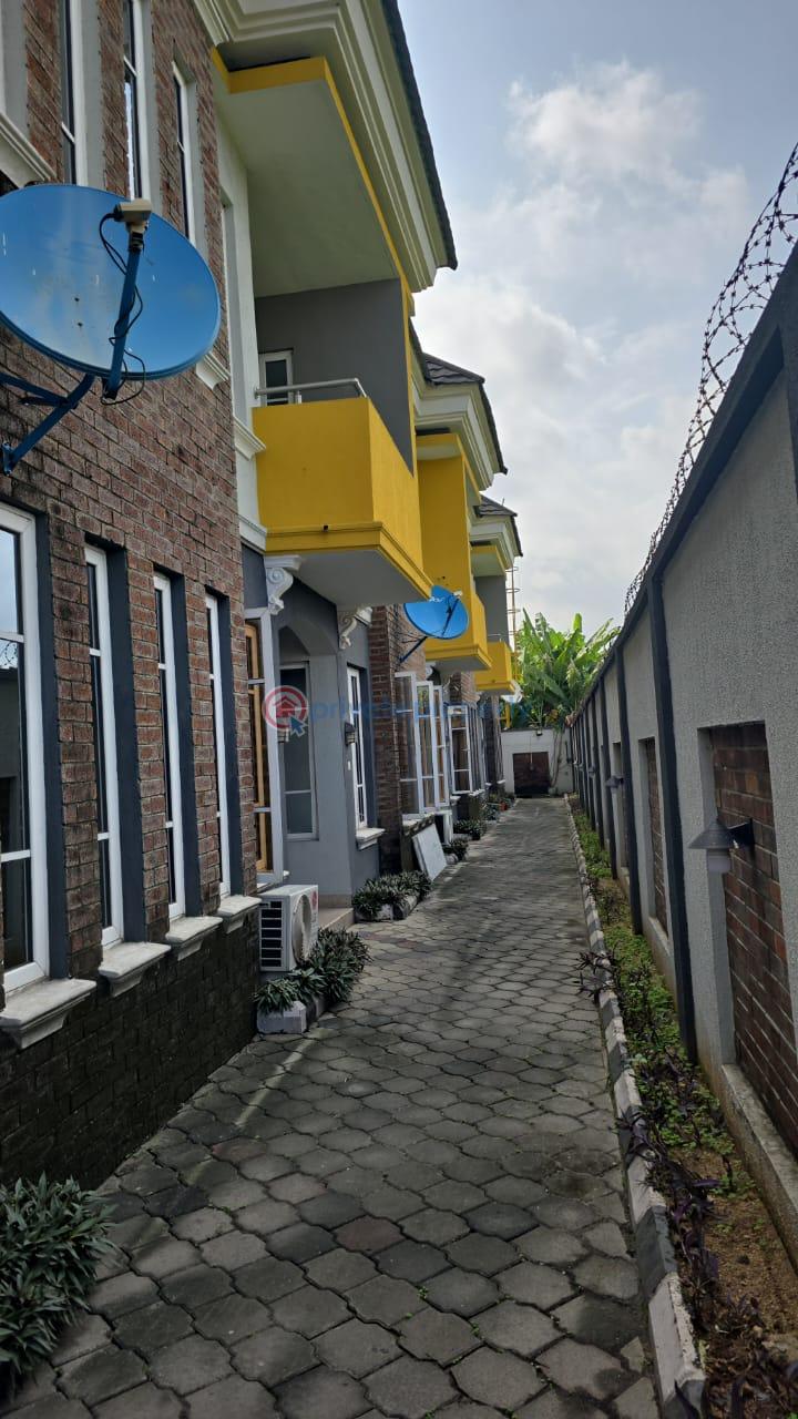 4 bedroom House For Sale Atunrase Estate Gbagada Lagos - 4