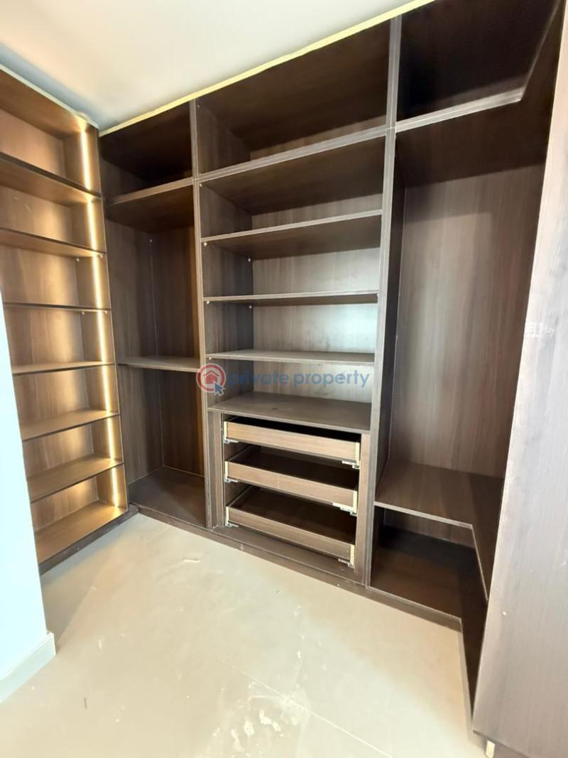 4 bedroom Maisonette For Sale Banana Island Ikoyi Lagos - 13
