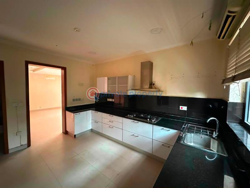 4 bedroom Terraced Duplex For Rent Off Bourdillon Old Ikoyi Lagos - 6