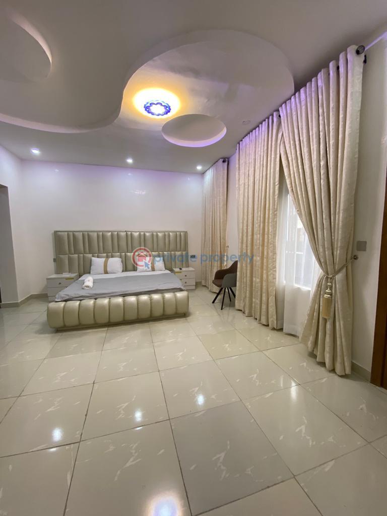 4 bedroom shortlet in lekki phase 1 - 14 4 bedroom Flat & Apartment Short let Ikate Lekki Lagos - 14