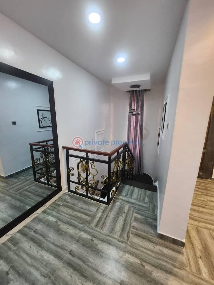 4 bedroom shortlet in magodo gra phase 1 - 16 4 bedroom Flat & Apartment Short let Magodo GRA Phase 2 Kosofe/Ikosi Lagos - 16