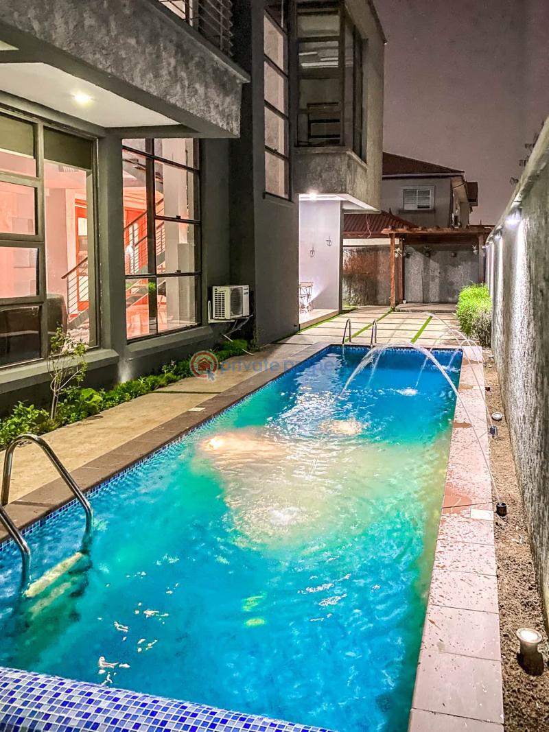 4 bedroom shortlet in vgc - 1 4 bedroom Flat & Apartment Short let Vgc Ajah Lagos - 1