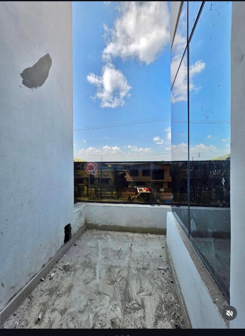 4 bedroom Terraced Duplex For Sale Mende Maryland Lagos - 9