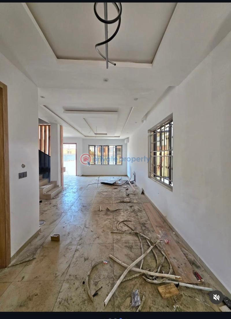 4 bedroom Terraced Duplex For Sale Mende Maryland Lagos - 8