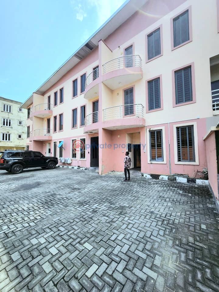 4 bedroom Terraced Duplex For Rent Victoria Island Lagos - 2