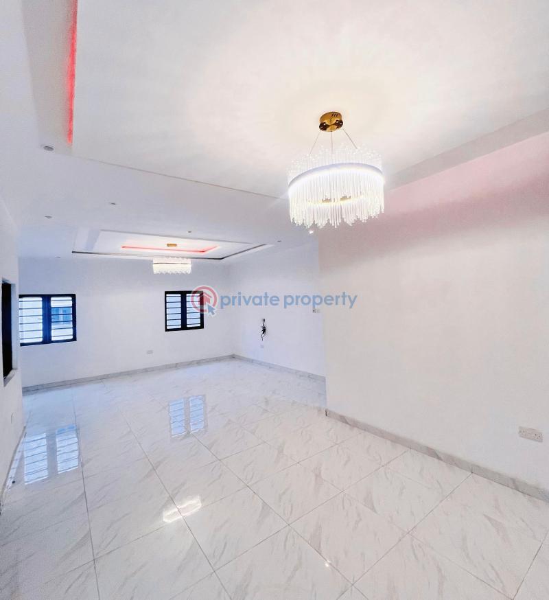 4 bedroom Terrace For Sale Zularich Residences 2 Monastery Road Sangotedo Lagos - 8