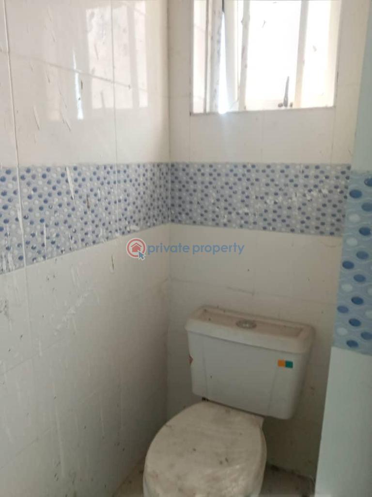 4 bedroom terrace - 10 4 bedroom Terrace For Sale Basheer Augusto Off Bode Thomas, Surulere Lagos - 10