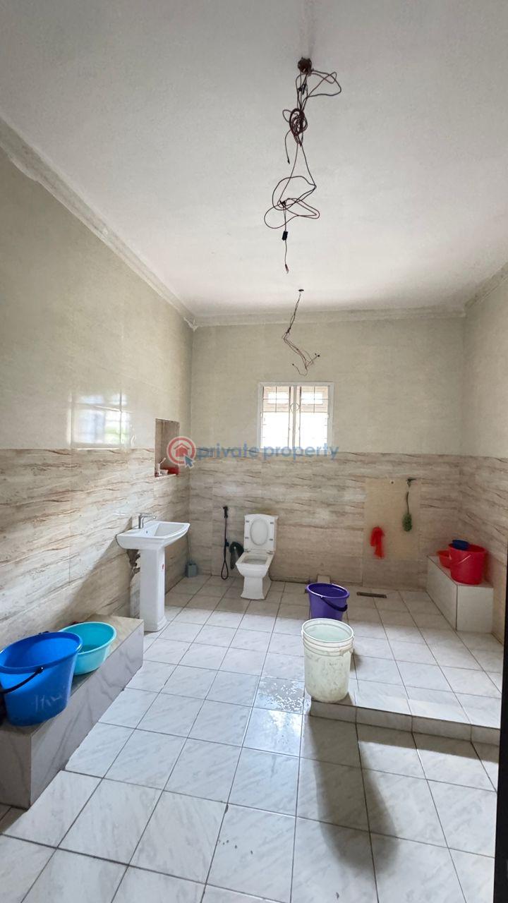 4 bedroom House For Sale Wuye Abuja Phase 2  - 4