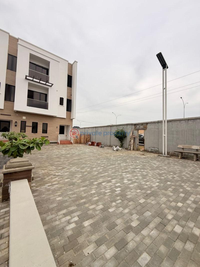 4 bedroom Terrace For Sale Jahi Abuja Phase 2  - 5