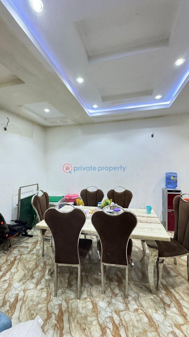 4 bedroom House For Sale Wuye Abuja Phase 2  - 6