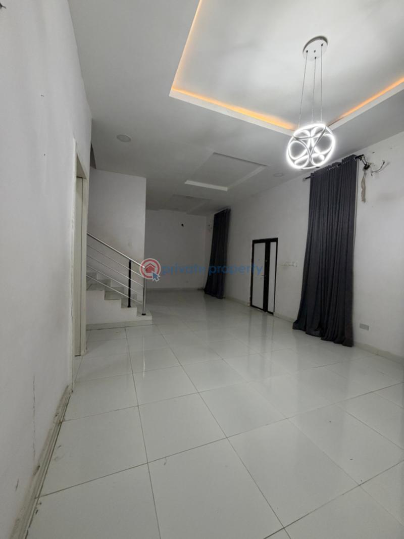 4 bedroom Terrace For Rent Waterview Community Lafiaji Lekki Lagos - 2