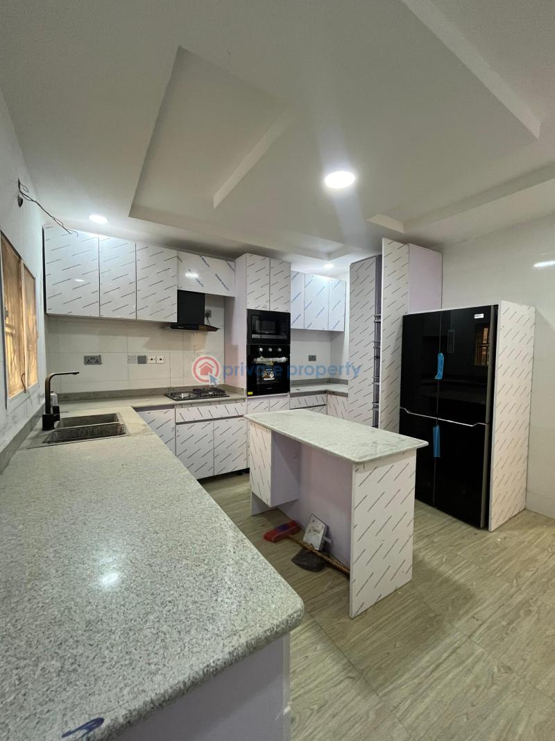 4 bedroom Terrace For Sale Karmo Abuja Phase 3  - 3