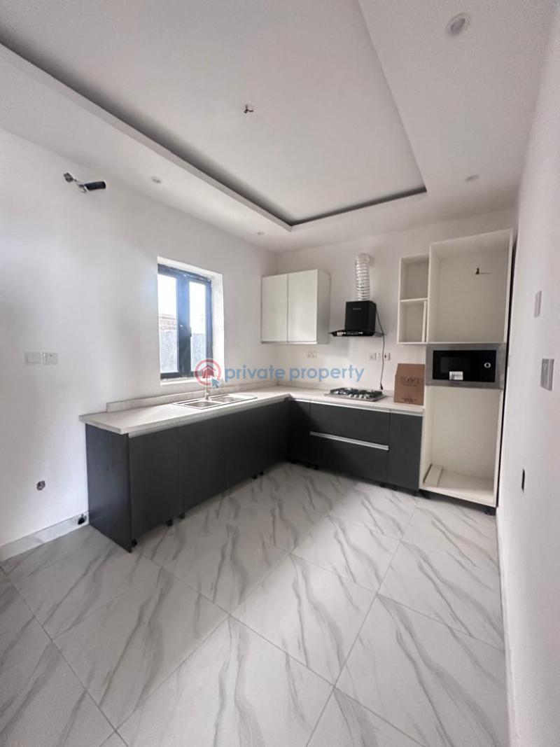 4 bedroom Terraced Duplex For Sale Ikota Lekki Lagos - 17