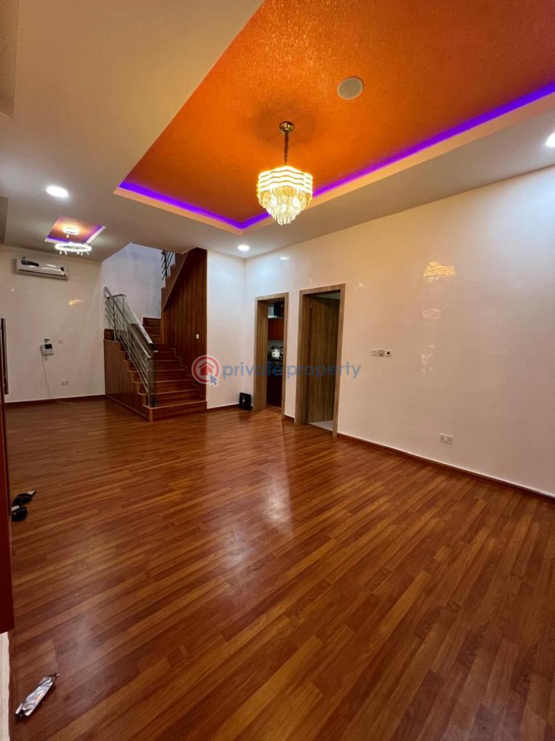 4 bedroom Terraced Duplex For Sale Victoria Garden City Lekki Lagos - 19