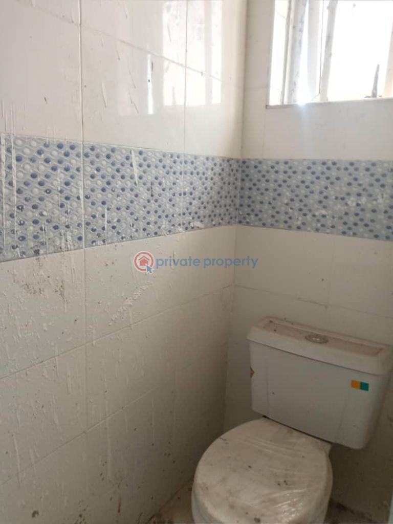 4 bedroom terrace - 5 4 bedroom Terrace For Sale Basheer Augusto Off Bode Thomas, Surulere Lagos - 5