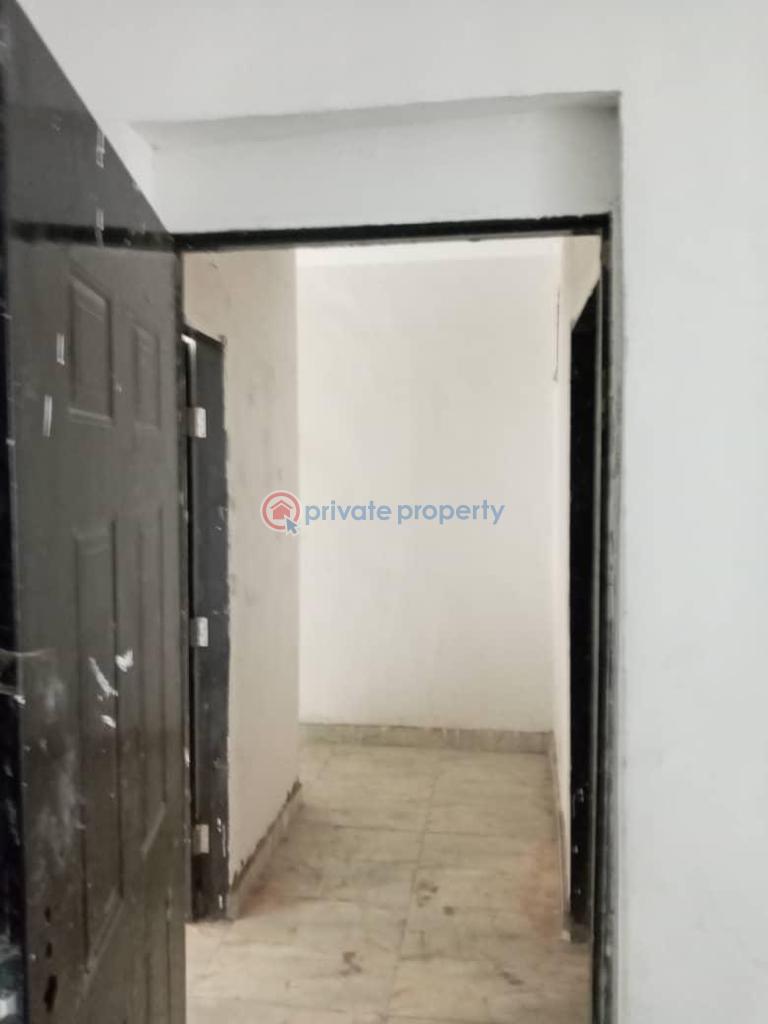 4 bedroom terrace - 6 4 bedroom Terrace For Sale Basheer Augusto Off Bode Thomas, Surulere Lagos - 6