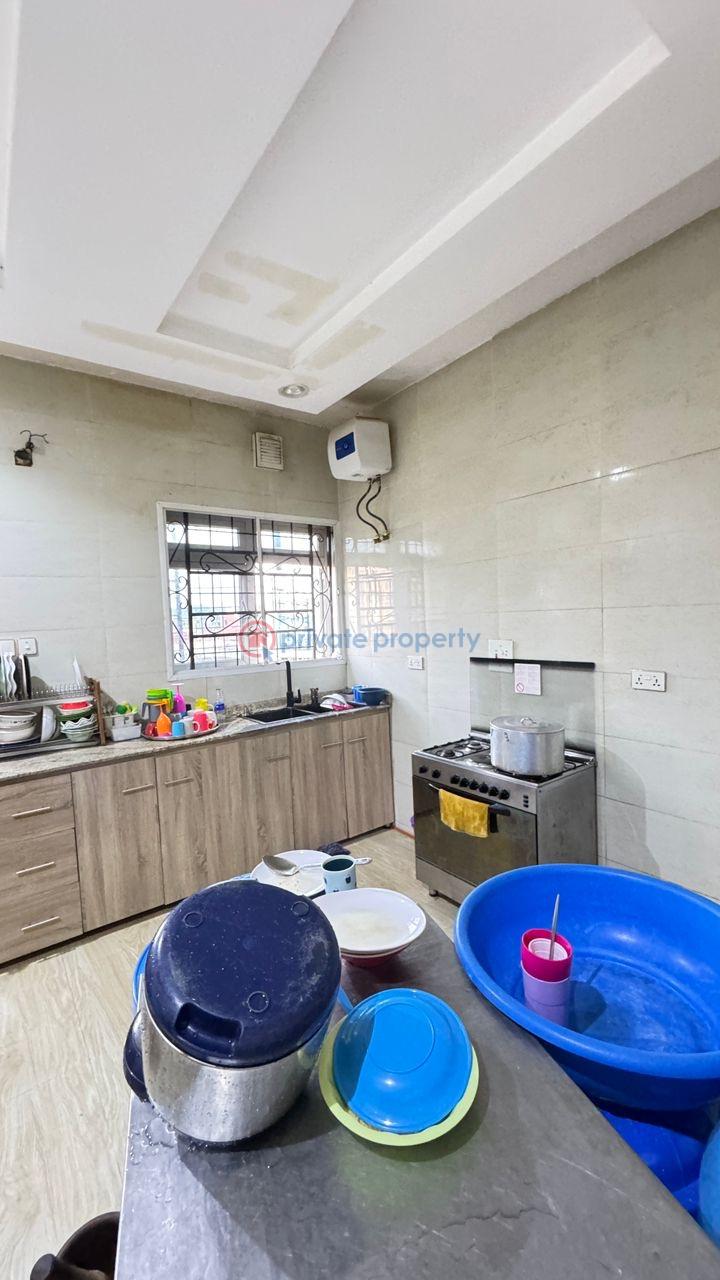 4 bedroom House For Sale Wuye Abuja Phase 2  - 3