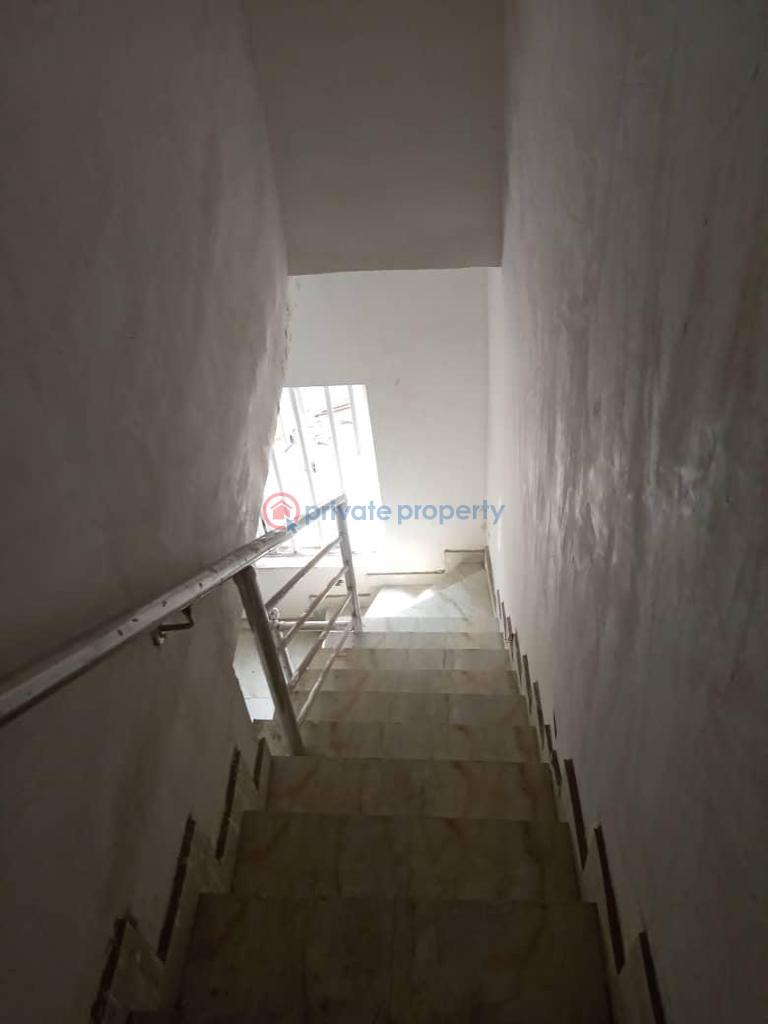 4 bedroom House For Sale Basheer Augusto Off Bode Thomas Surulere Lagos - 1