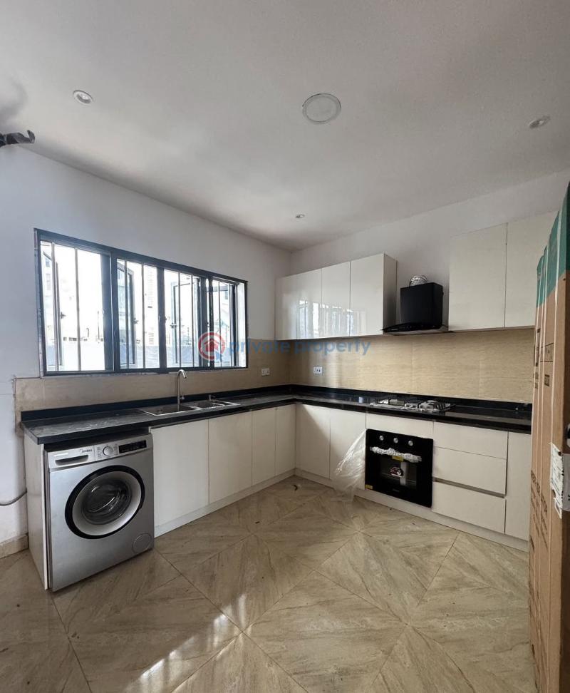 4-bedroom terrace apartment with bq - 1 4 bedroom Flat & Apartment For Rent Lekki Phase 1 Lagos - 1