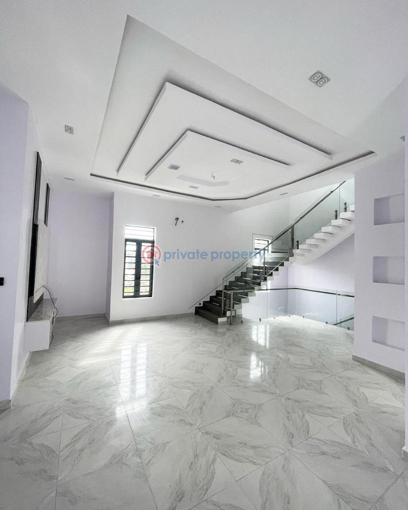 4 bedroom Terrace For Sale Neighbourhood* Abraham Adesanya Estate Mother & Child Healthcare Center Royal Garden, Ajah Ajiwe Police Station Lagos Business School Hi Life Estate Abraham Adesanya Ajah Lagos - 12