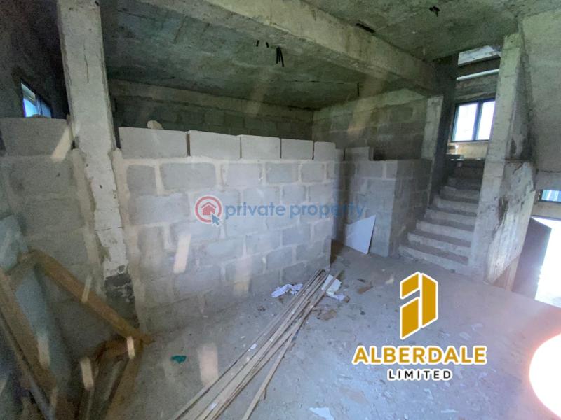 4 bedroom Terraced Duplex For Sale Atunrase Medina Gbagada Lagos - 7