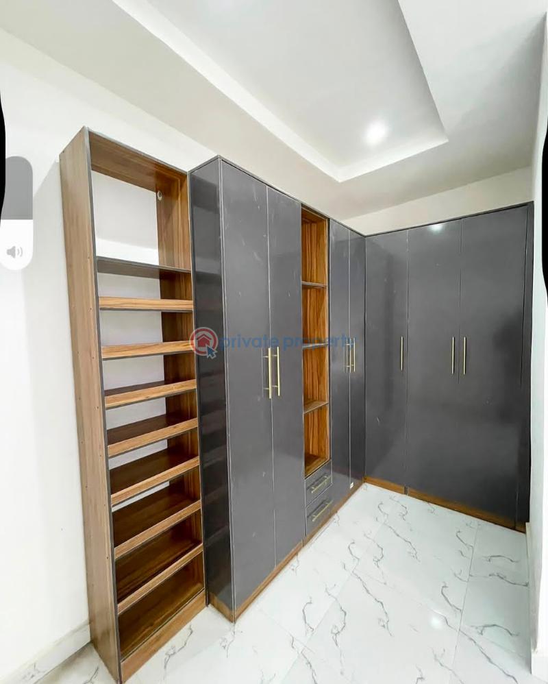 4 bedroom Terraced Duplex For Sale Chevron Drive Lekki Lagos - 4